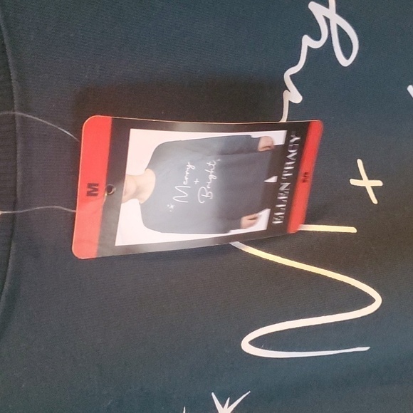 Ellen Tracy Holiday "Merry & Bright" Graphic Long Slv Dark Green Sz M Sweatshirt - Picture 7 of 10